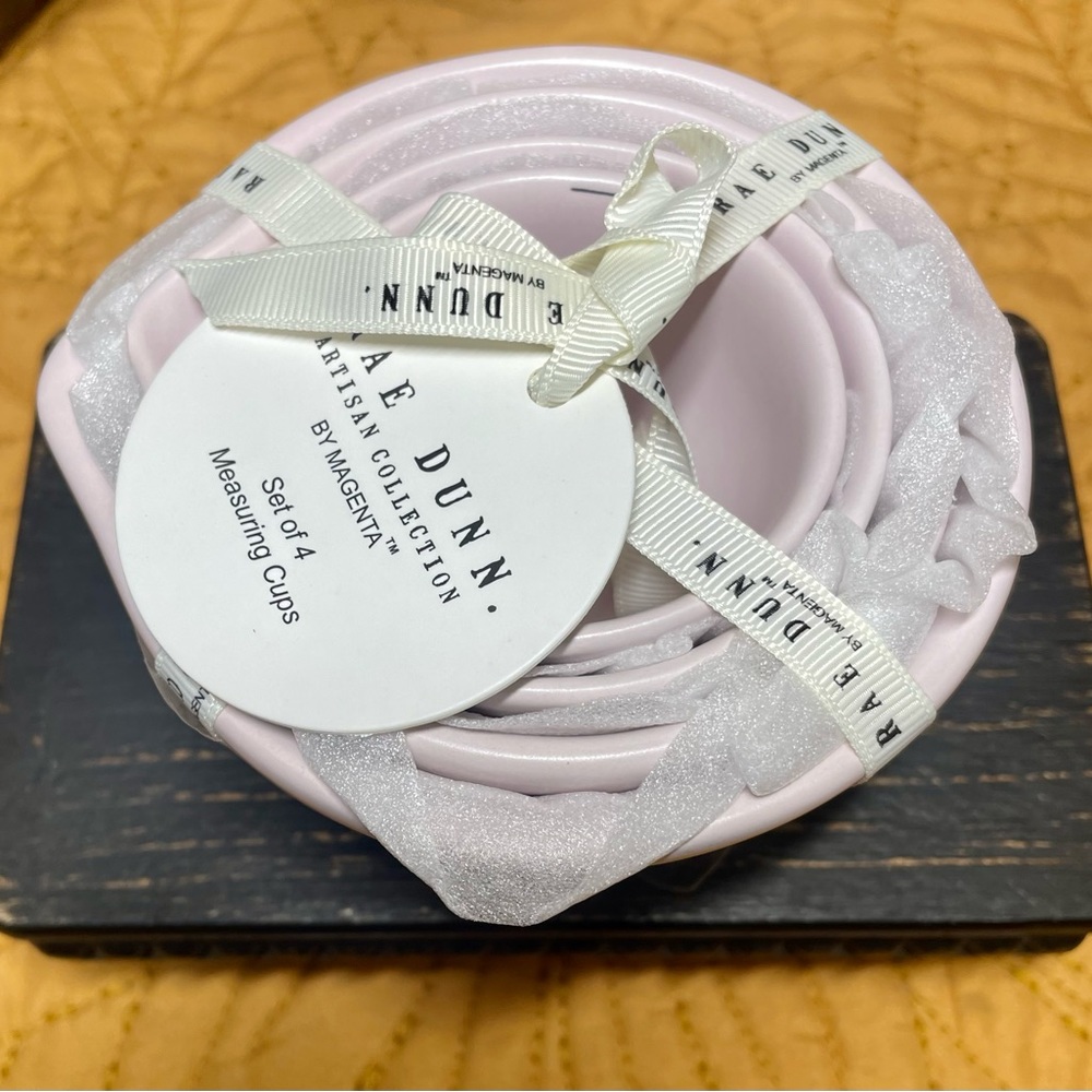 LILAC Rae Dunn Measuring Cups - Picture 3 of 4